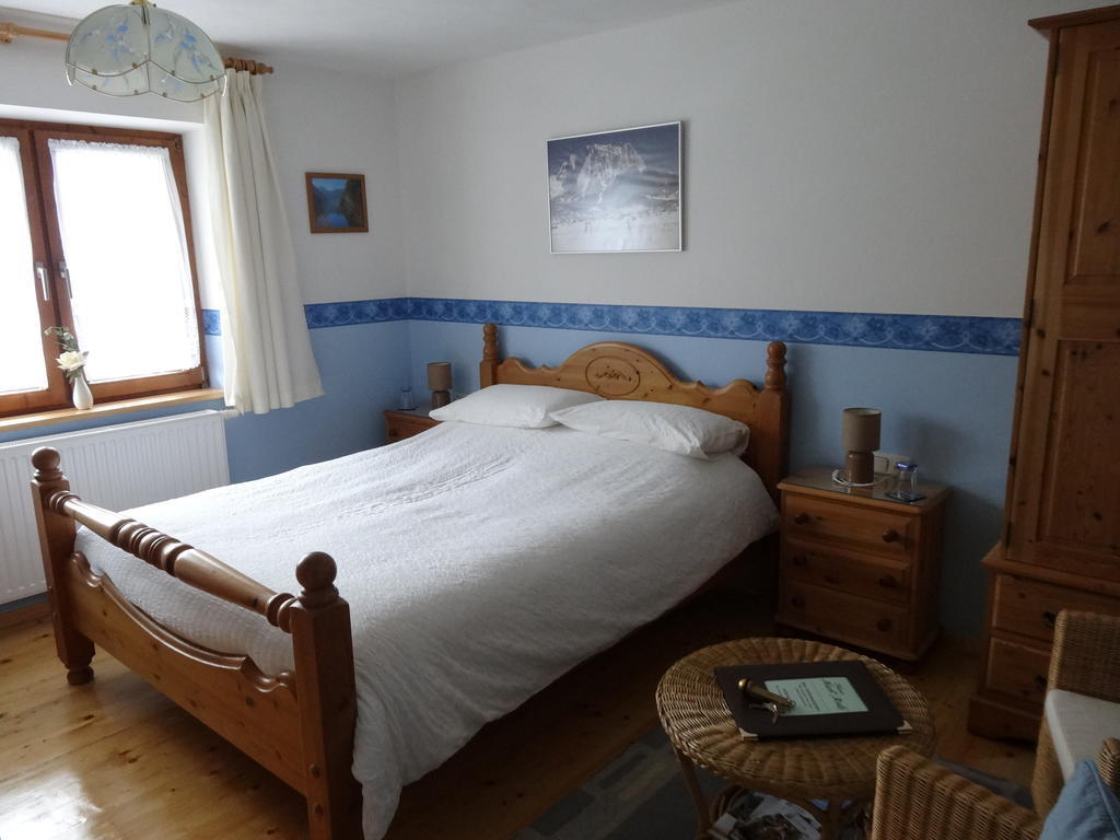 Haus Karl'S Ruh Bed & Breakfast Ehrwald Oda fotoğraf